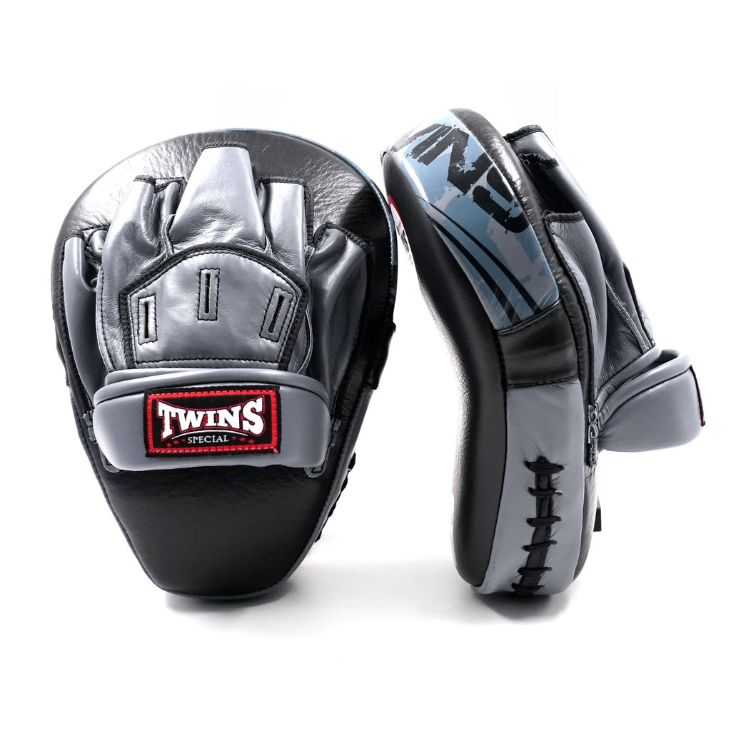 Twins Curved Passing Gloves