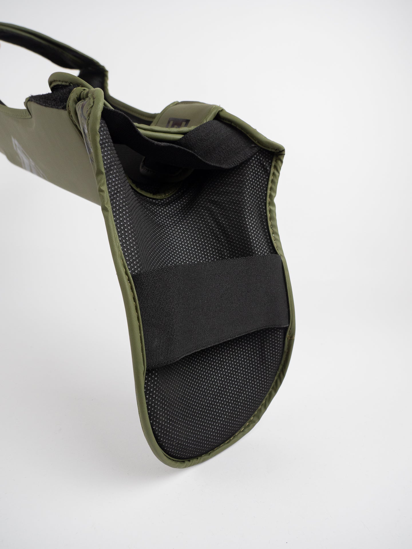 Protège-tibia avec protège-pied Muay Thai Metal Boxe Blade