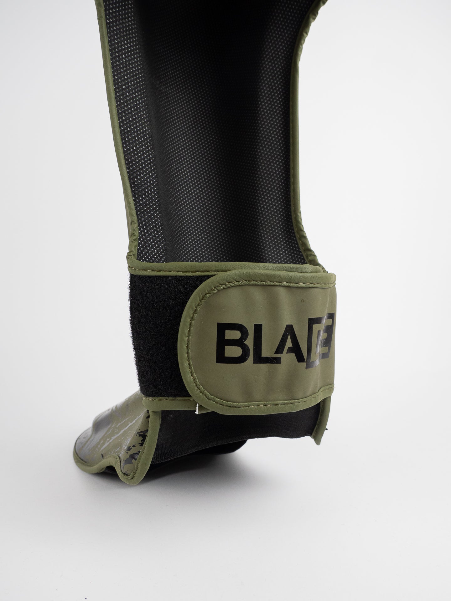 Protège-tibia avec protège-pied Muay Thai Metal Boxe Blade