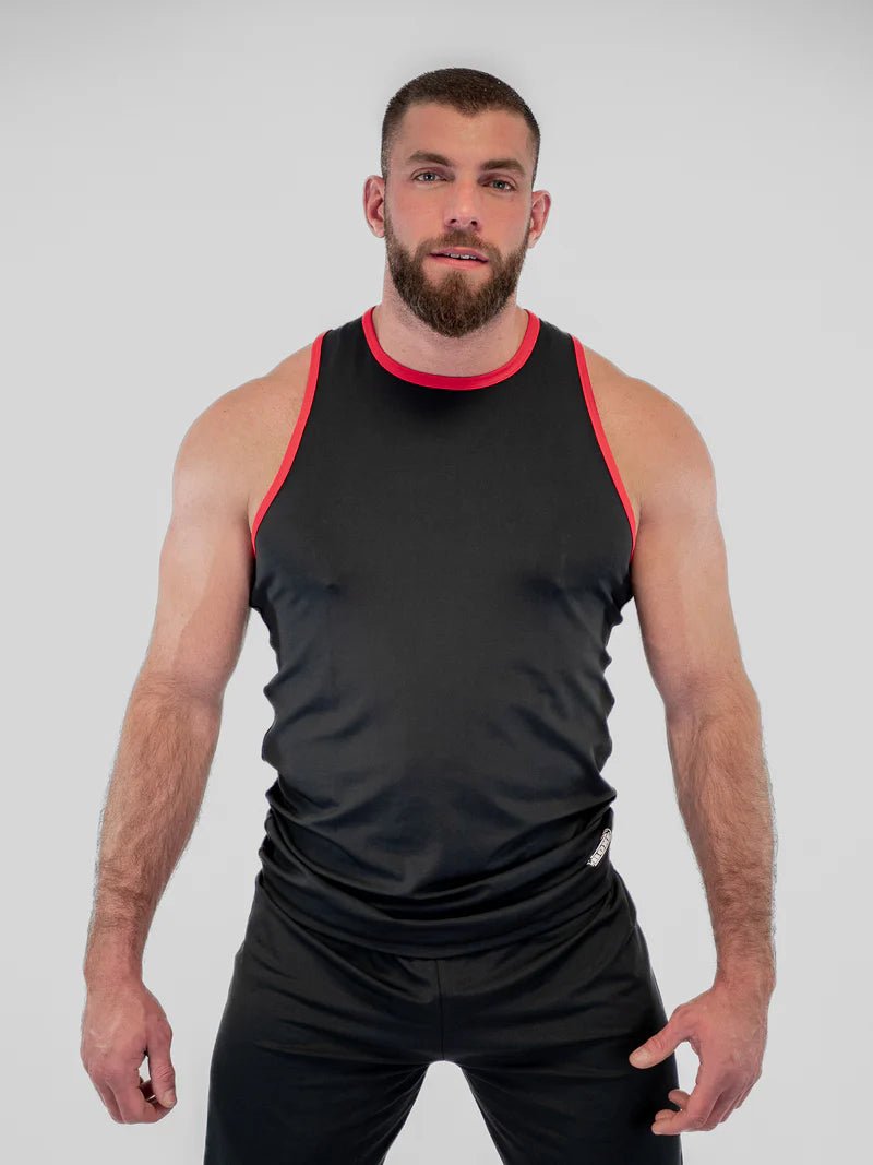 Vooraanzicht van de tweekleurige zwart-rode Metal Boxe BF-tanktop van stretchstof