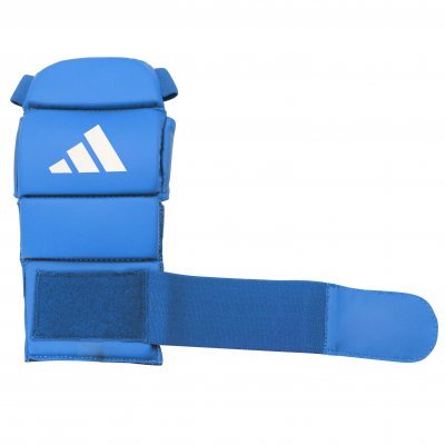Detail des Abreißverschlusses der blauen Adidas Ju-Jitsu-Handschuhe