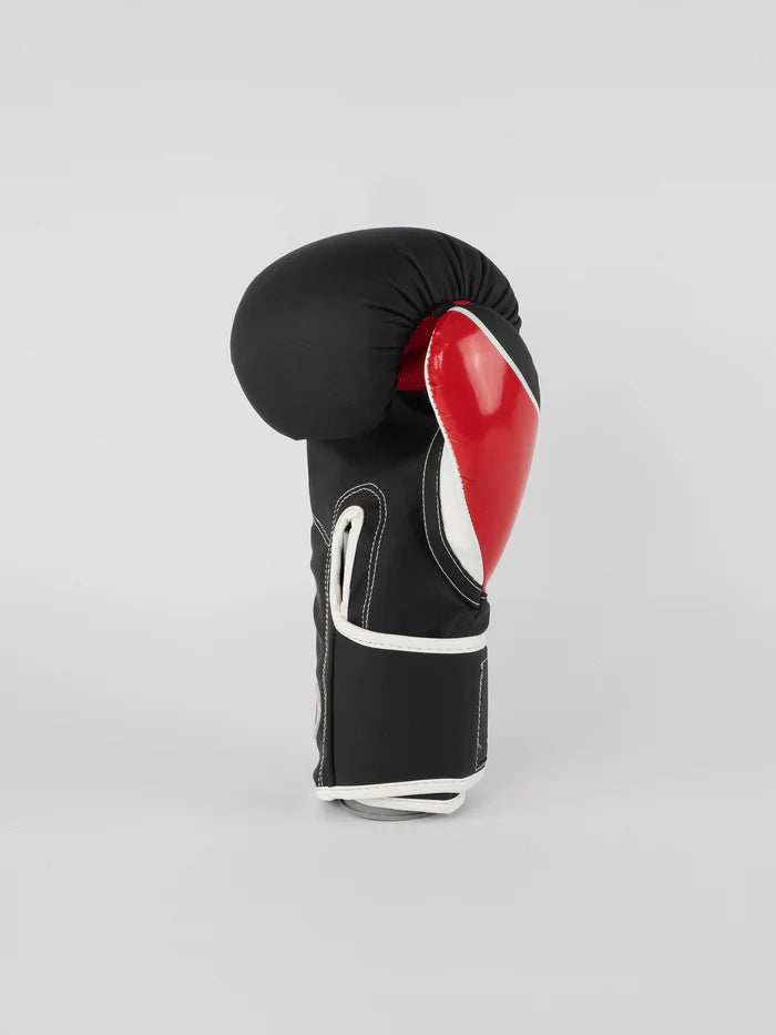 Dettaglio del palmo con tecnologia WindTec dei guantoni Metal Boxe Club Line