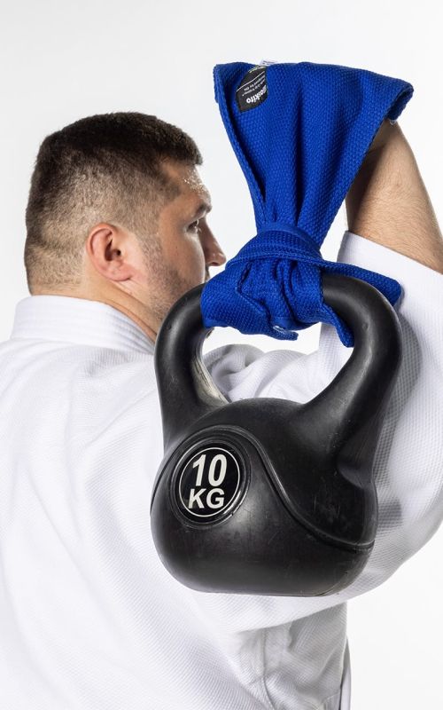 Krafttraining mit Judo Grip Trainer Moskito für kurze und schwere Belastungen für Unterarme
