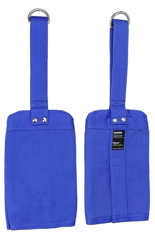 Plochý přední pohled na modrý Judo Grip Trainer Moskito Multi, detail materiálu