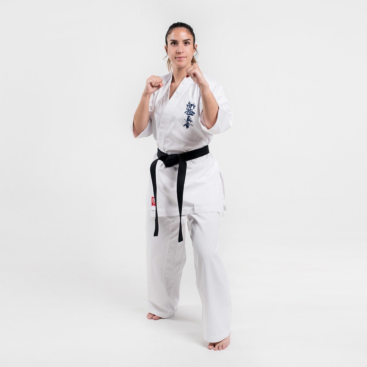 Getragener Karate Shinkyokushin Fujimae Trainingskimono, 9oz Uniform, Vorderansicht.