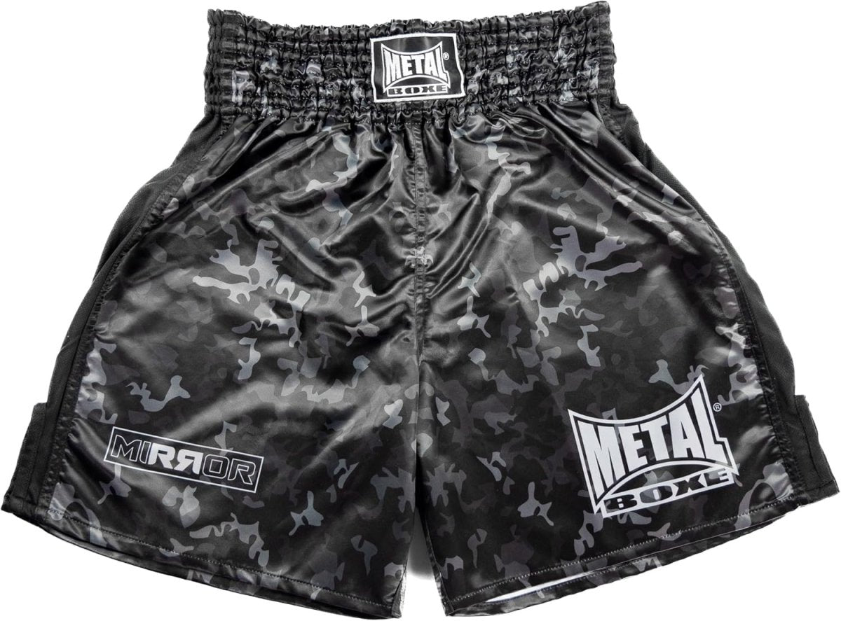 Hoofdvooraanzicht Engelse boksshort Metal Boxe Mirror glanzend zwart spiegeleffect