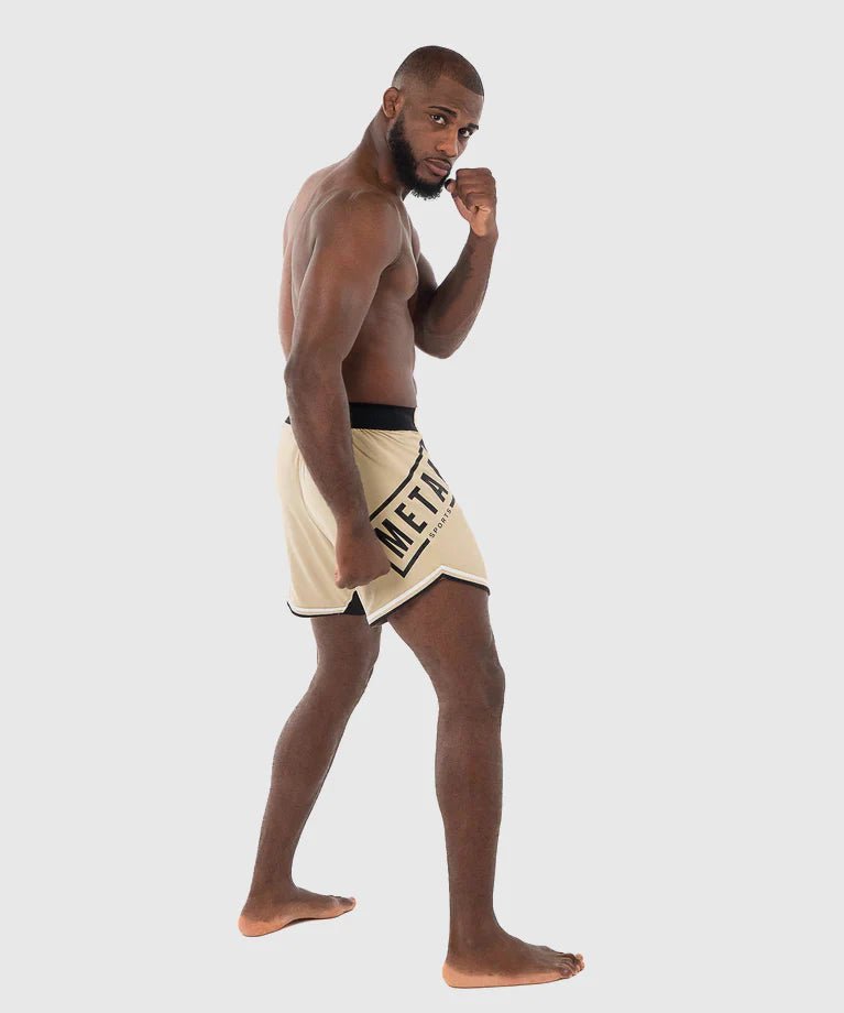 MMA, Kick en Metal Boxing Trainingsshort in beige.
