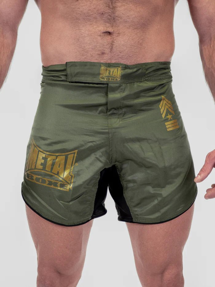 Hoofdvooraanzicht MMA Metal Boxing Militaire short kakigroen
