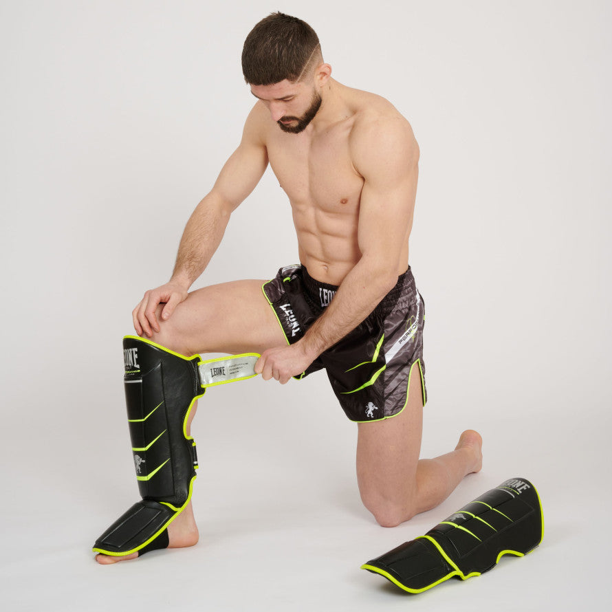 Pantaloncini Thai Kick Leone Revo con Spacco Laterale