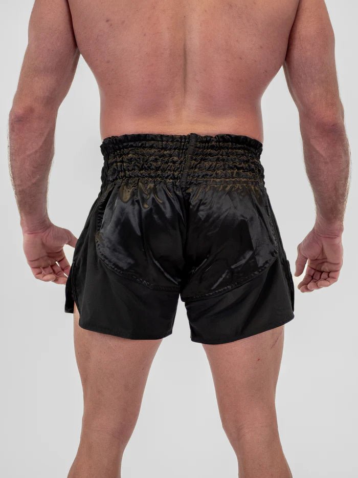 Rückansicht Herren Kickbox-Shorts Metal Boxing Lumpinee schwarz ergonomischer Schnitt
