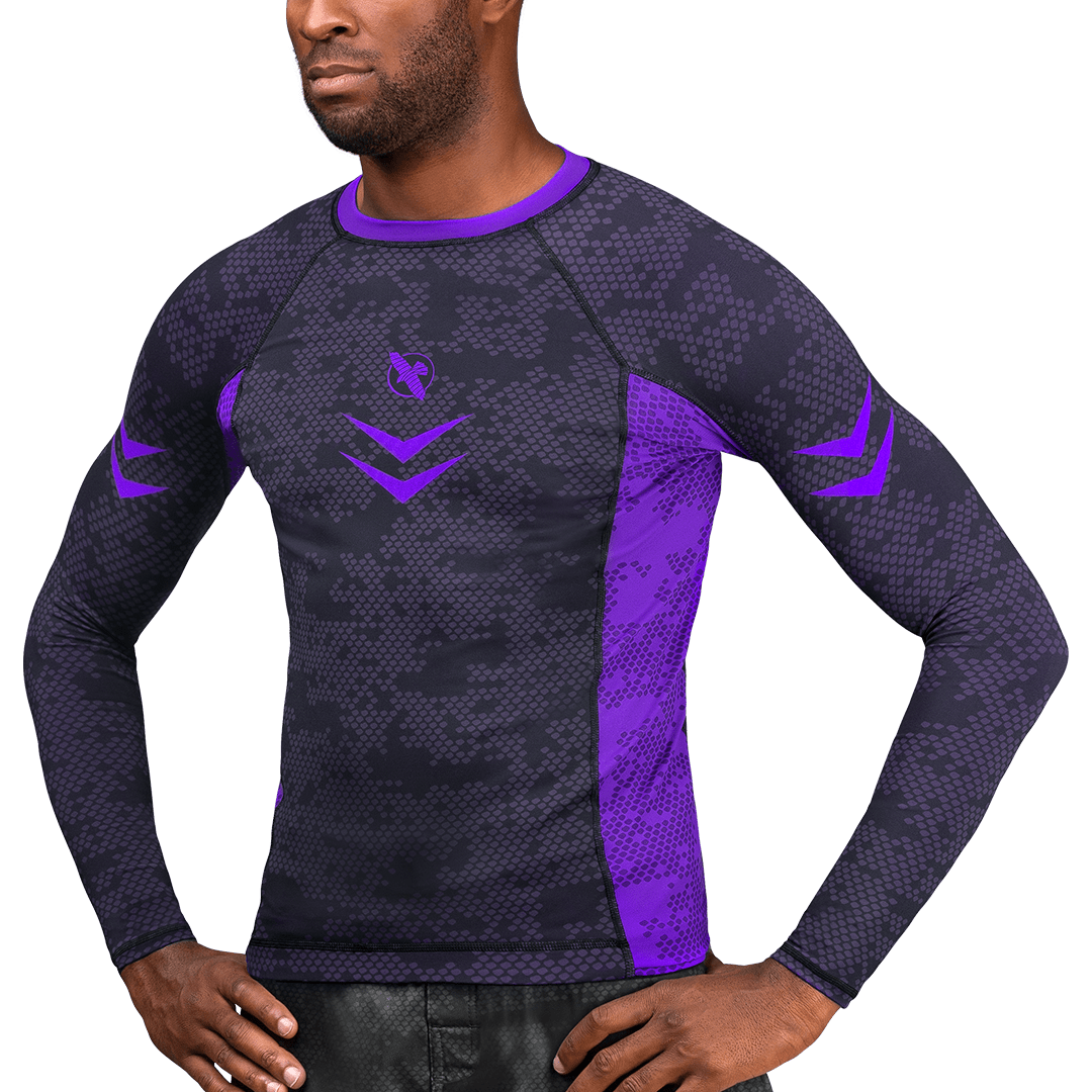 Tampak depan Rashguard ungu peringkat Hayabusa, kompresi elit