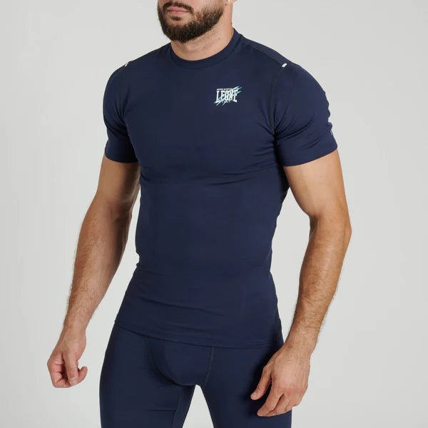Vue de face du rashguard bleu Leone 1947 Primal Instinct pour MMA et Grappling