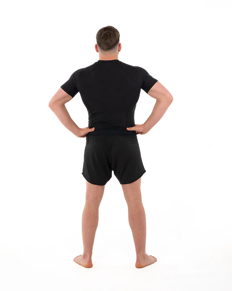 Vista posteriore rashguard performance Metal Boxe nera vestibilità ergonomica professionale