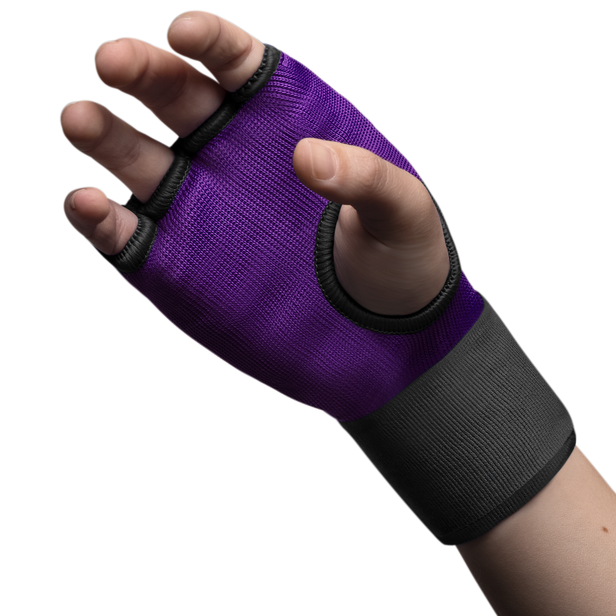 Dettaglio ravvicinato delle nocche con imbottitura in gel del sottoguanto Hayabusa viola indossato