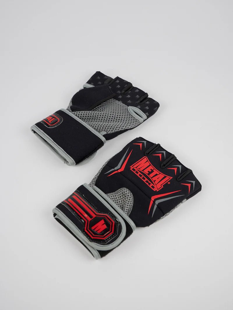 Paar professionelle schwarze Metal Boxing Extrem Gel-Innenhandschuhe für Sparring