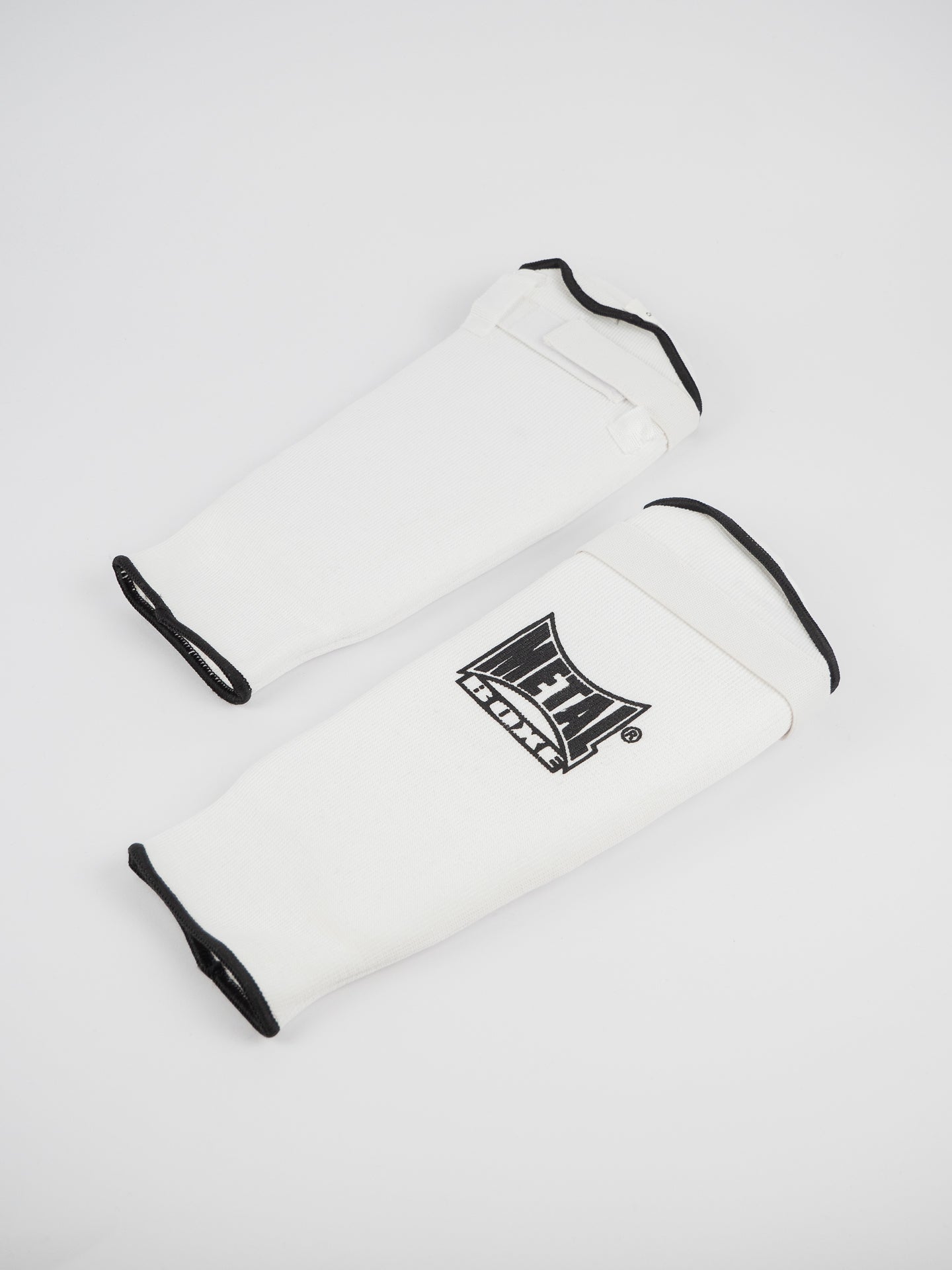 Protège-tibia avec chaussette en coton élastique – Confort et protection
