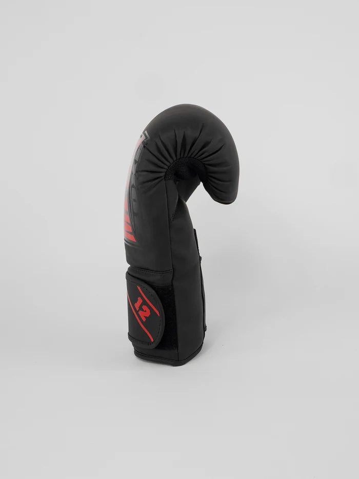 Vista laterale guantoni Metal Boxe Starter nero rosso, dettaglio supporto polso