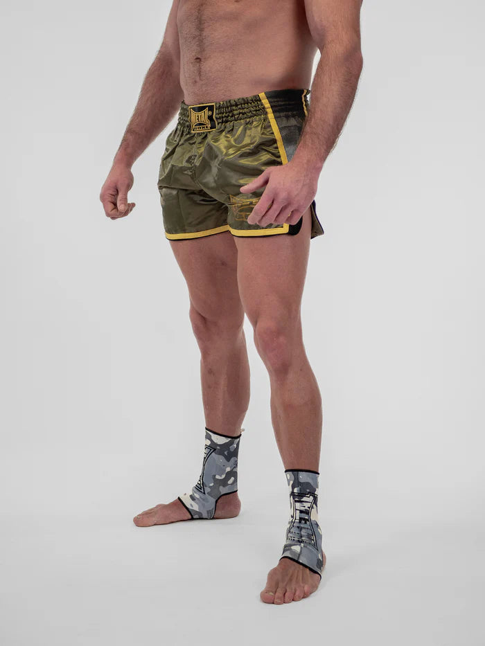 Vista laterale pantaloncini uomo Metal Boxe Extrem verde militare per stage e gare