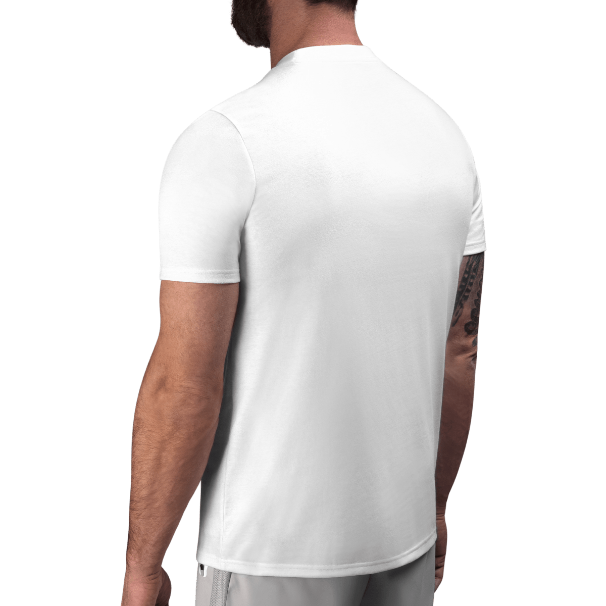 Rückansicht des weißen Hayabusa VIP-T-Shirts mit athletischem Schnitt und hochwertigem Stoff